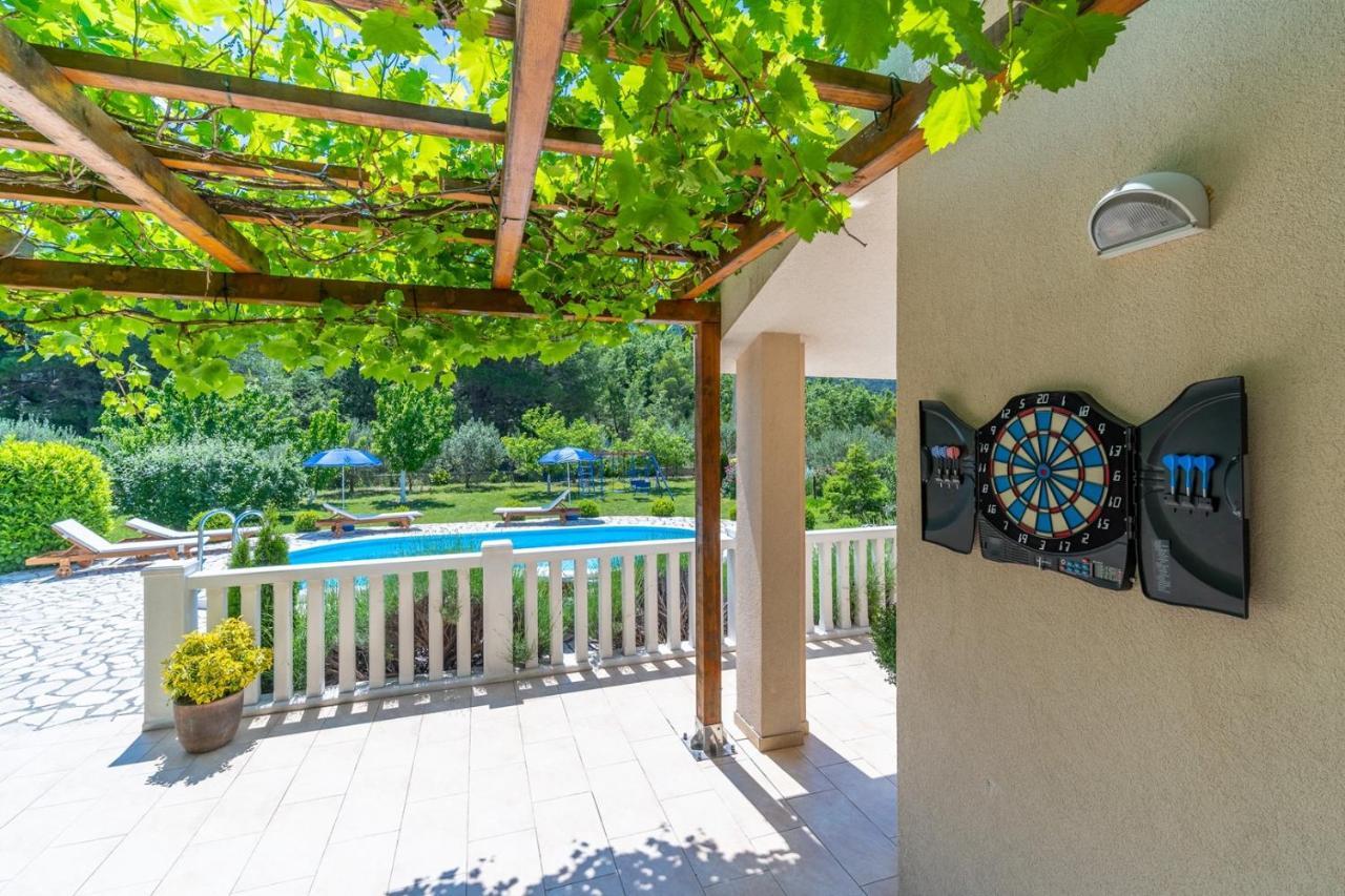 Villa Ana - 3 Bedroom Villa With Private Pool And Unspoiled Natural Environment Kučiće Eksteriør billede
